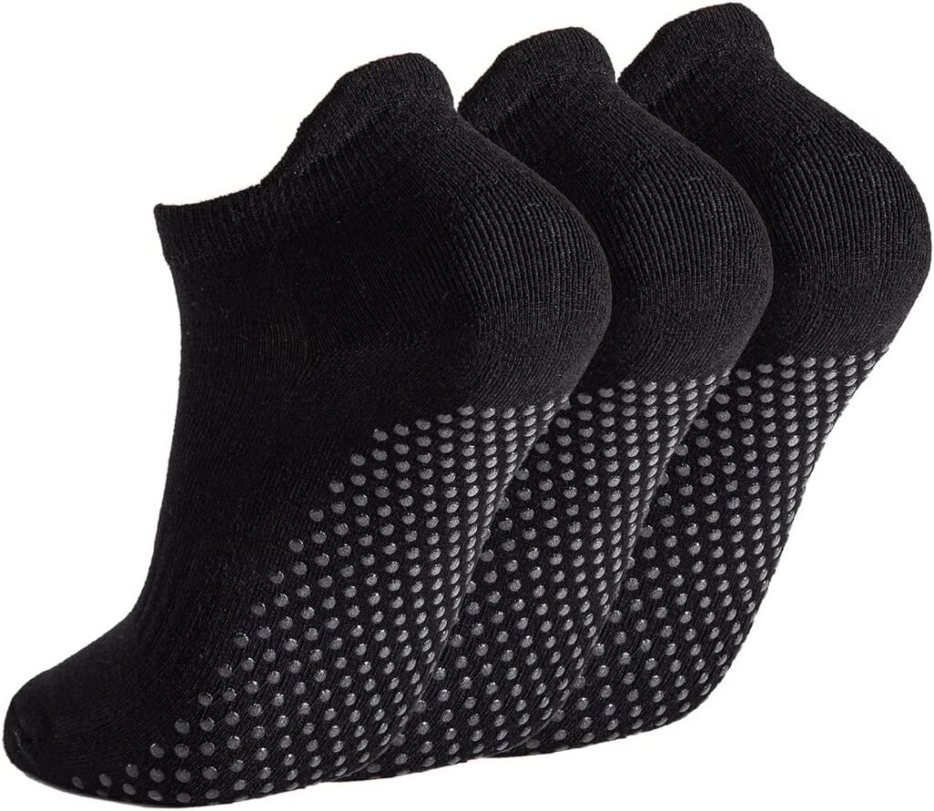 Grip Socks for Women Pilates Non Slip Socks Womens Pilates Socks with Grips for Women Grippers Socks No Slip Socks Women