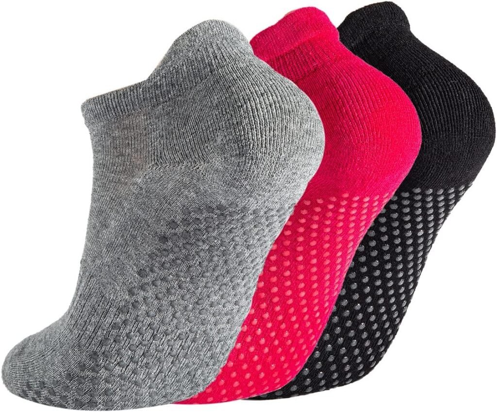 Grip Socks for Women Pilates Non Slip Socks Womens Pilates Socks with Grips for Women Grippers Socks No Slip Socks Women